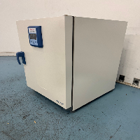 Thermo HERATherm Refrigerated Incubator image 1
